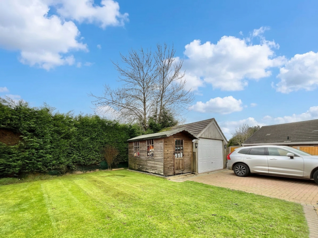 Patch Meadow Road, Cheadle, ST10