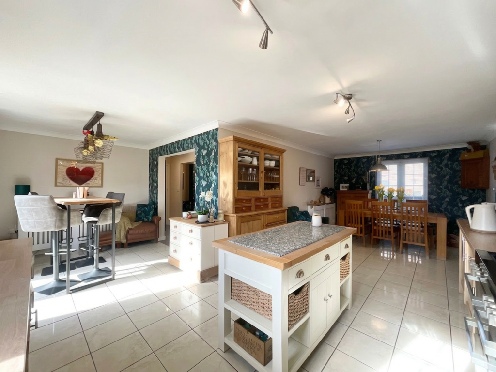 Beacon Grove, Stone, ST15