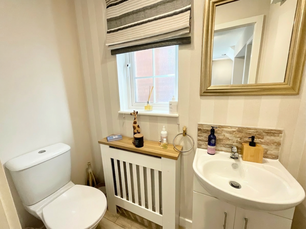 Beacon Grove, Stone, ST15