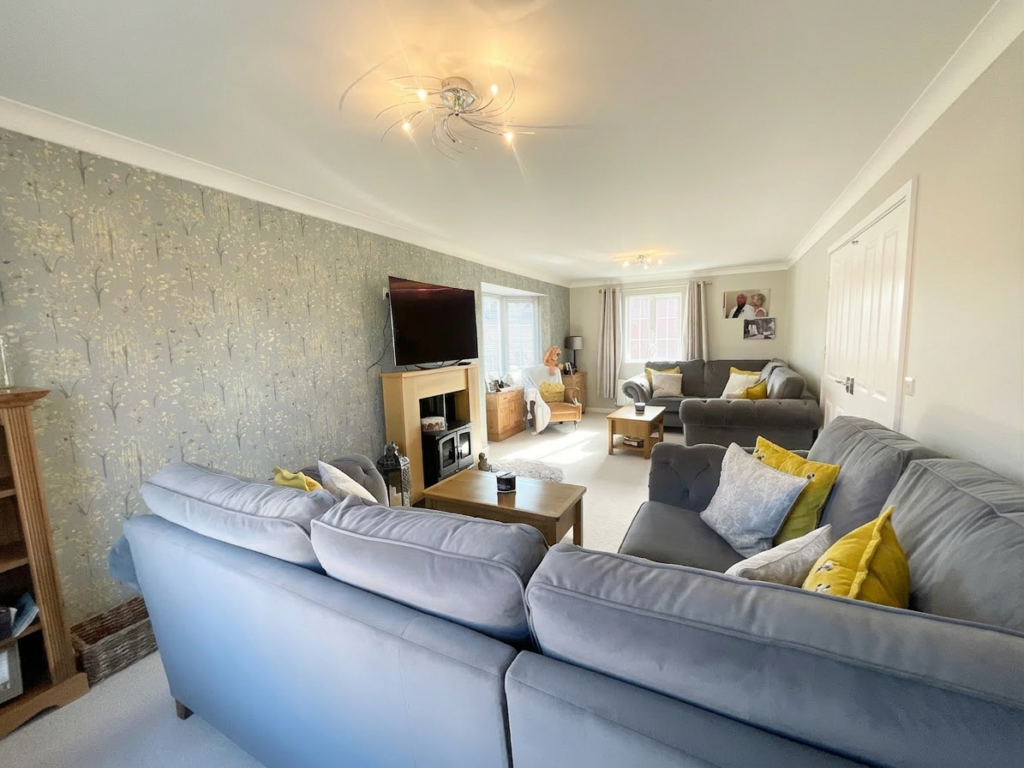 Beacon Grove, Stone, ST15