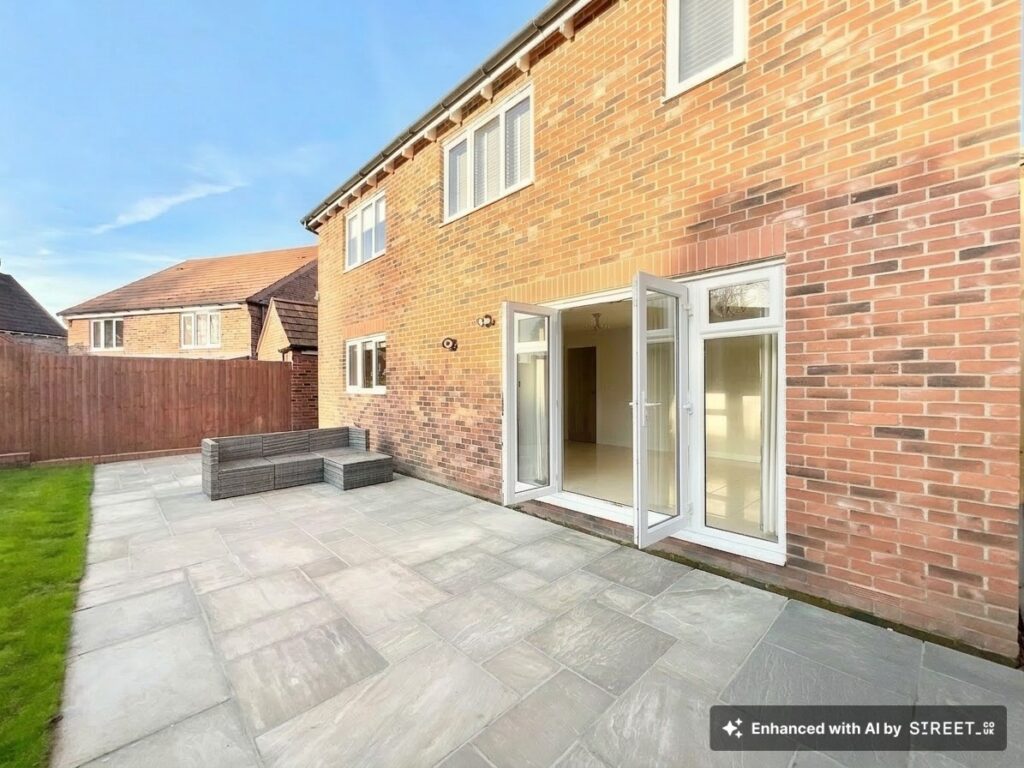 Wheelwright Drive, Eccleshall, ST21