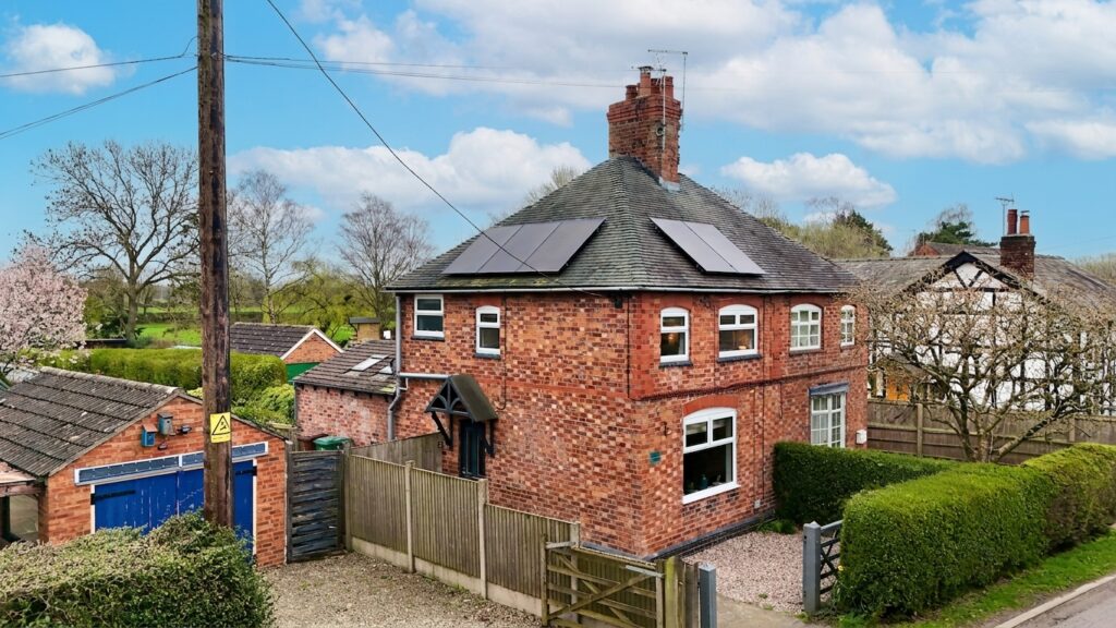 Swanley Lane, Burland, CW5