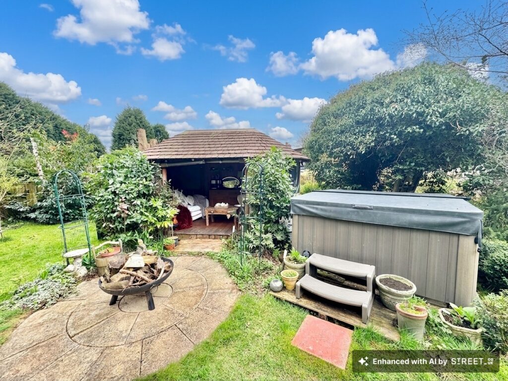 South Road, Cold Meece, ST15