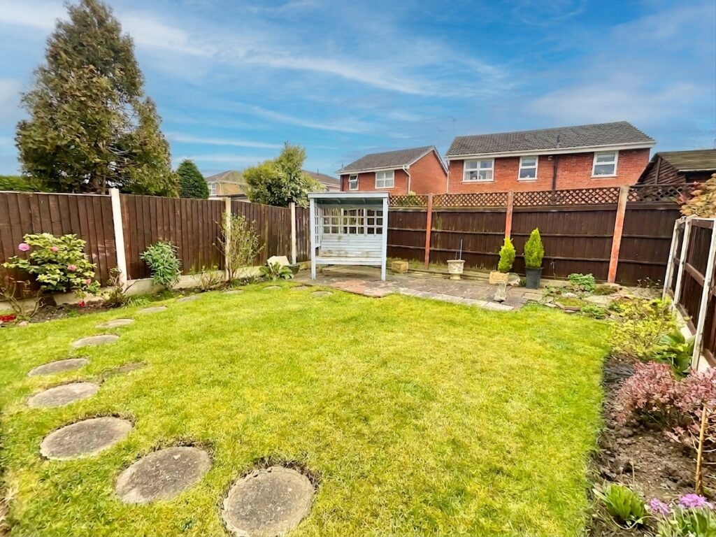 Lambourn Drive, Leighton, CW1