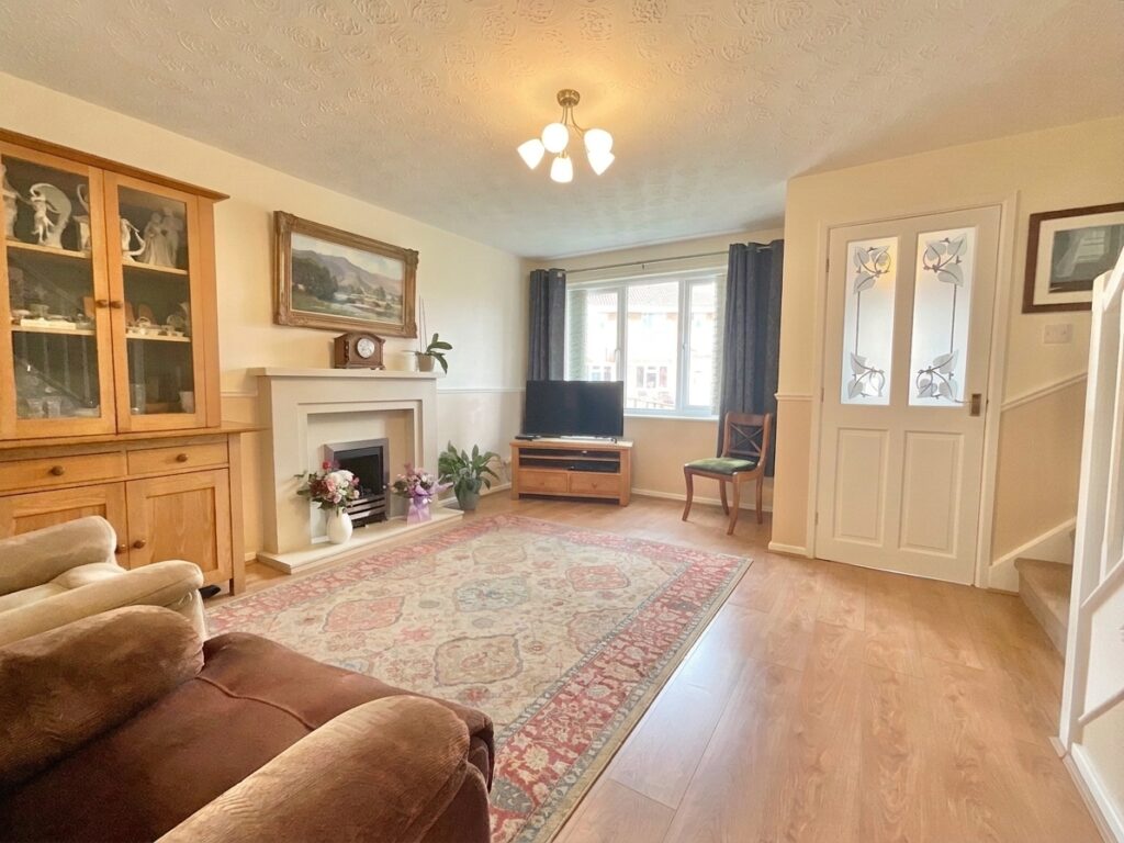 Lambourn Drive, Leighton, CW1