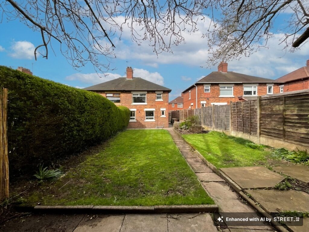 Queen Mary Road, Stoke-On-Trent, ST4