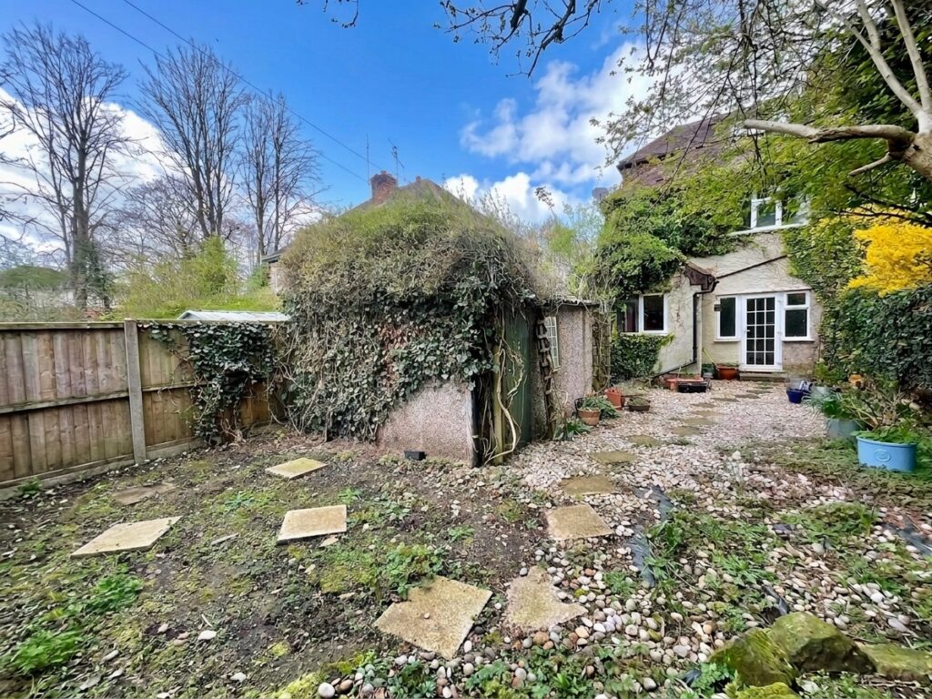 Weston Road, Stafford, ST16