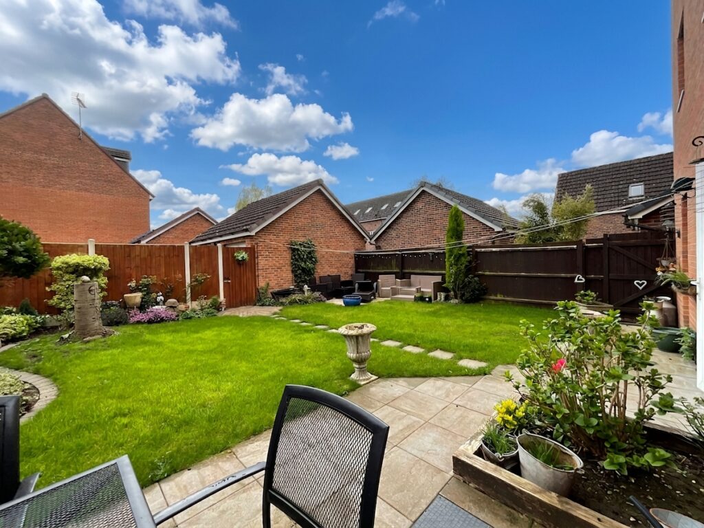 Beacon Grove, Stone, ST15