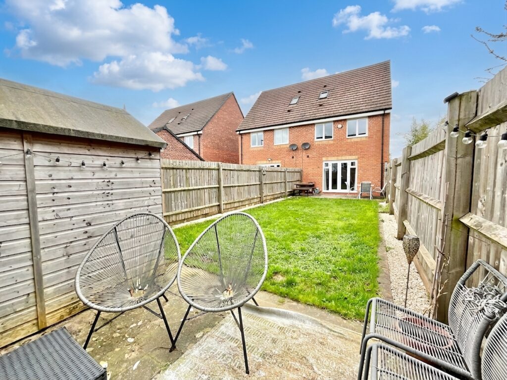 Burchell Avenue, Stone, ST15