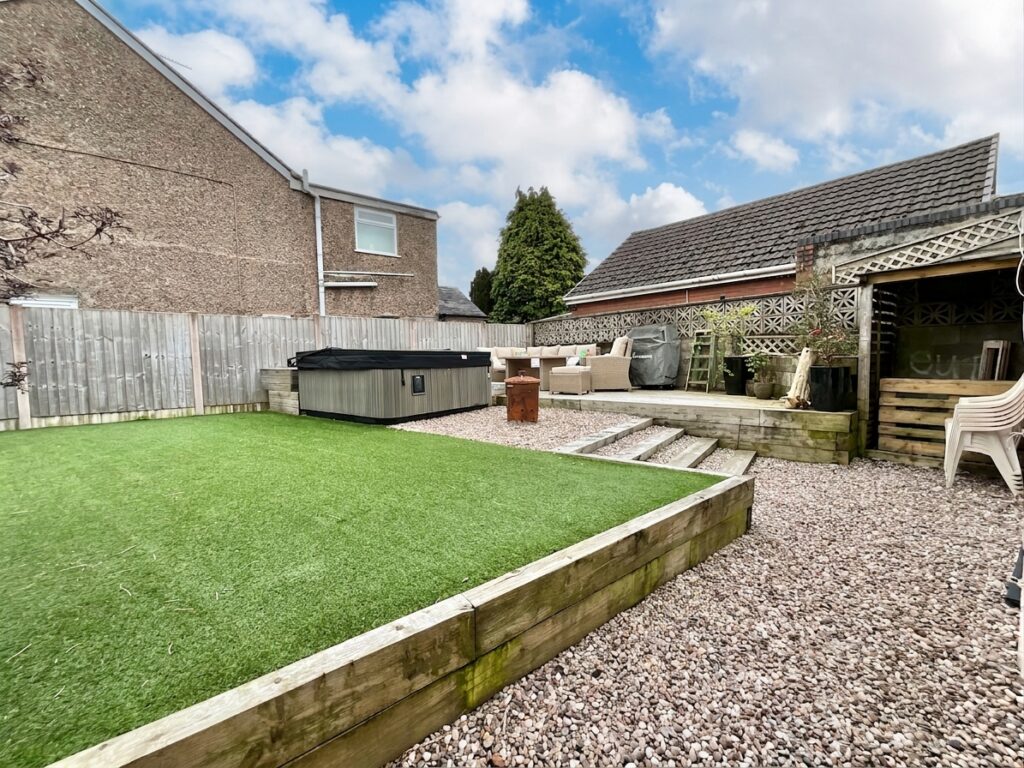 Ashbourne Road, Cheadle, ST10