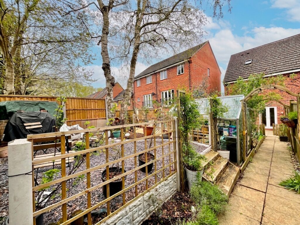 Candler Drive, Stone, ST15