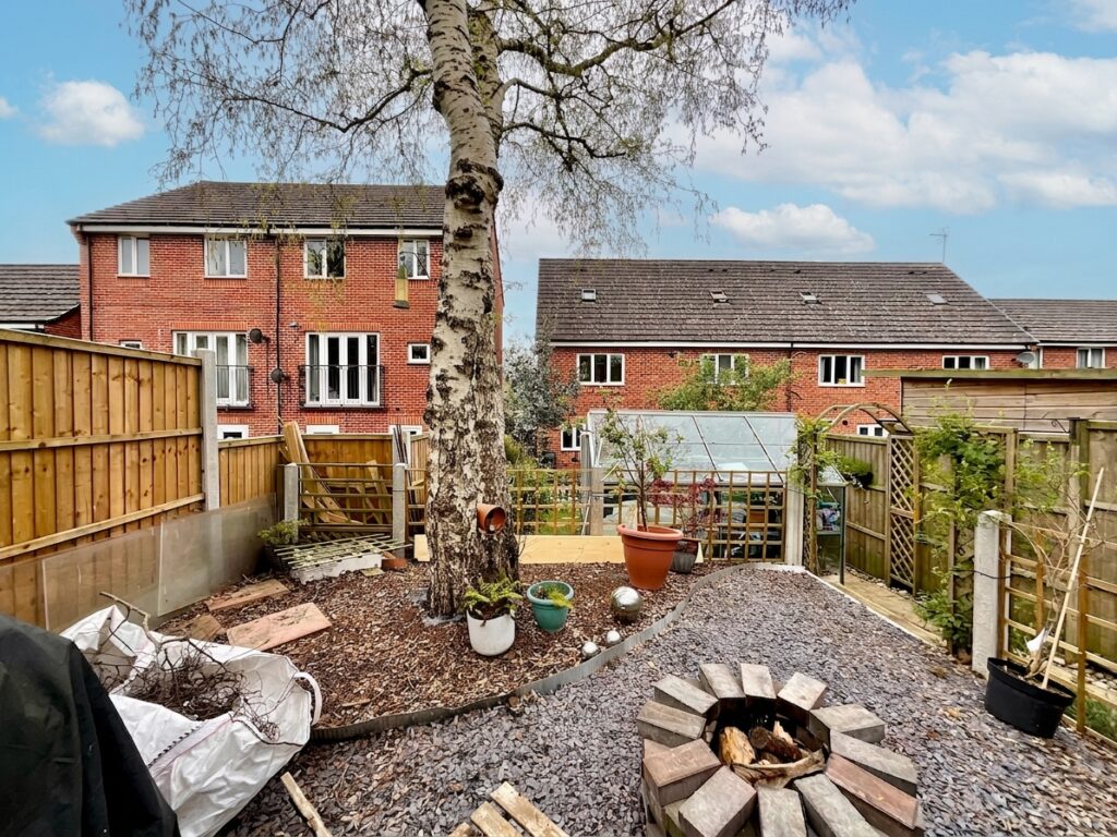 Candler Drive, Stone, ST15