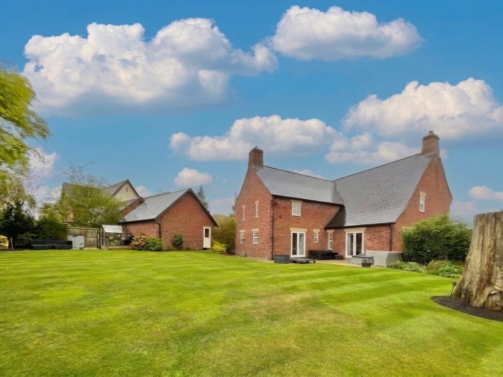 Kingsdown Close, Weston, CW2