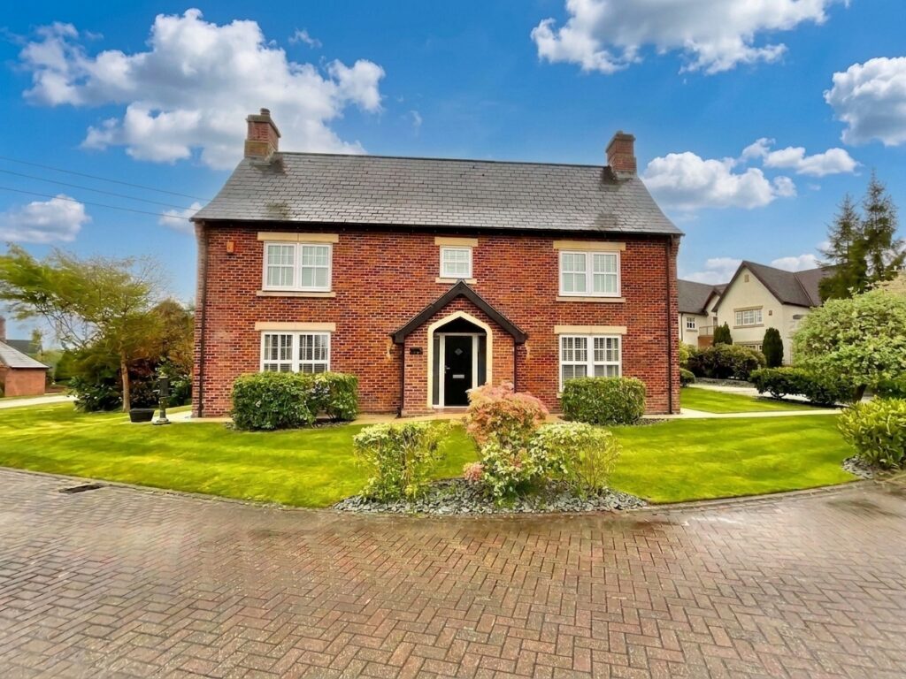 Kingsdown Close, Weston, CW2