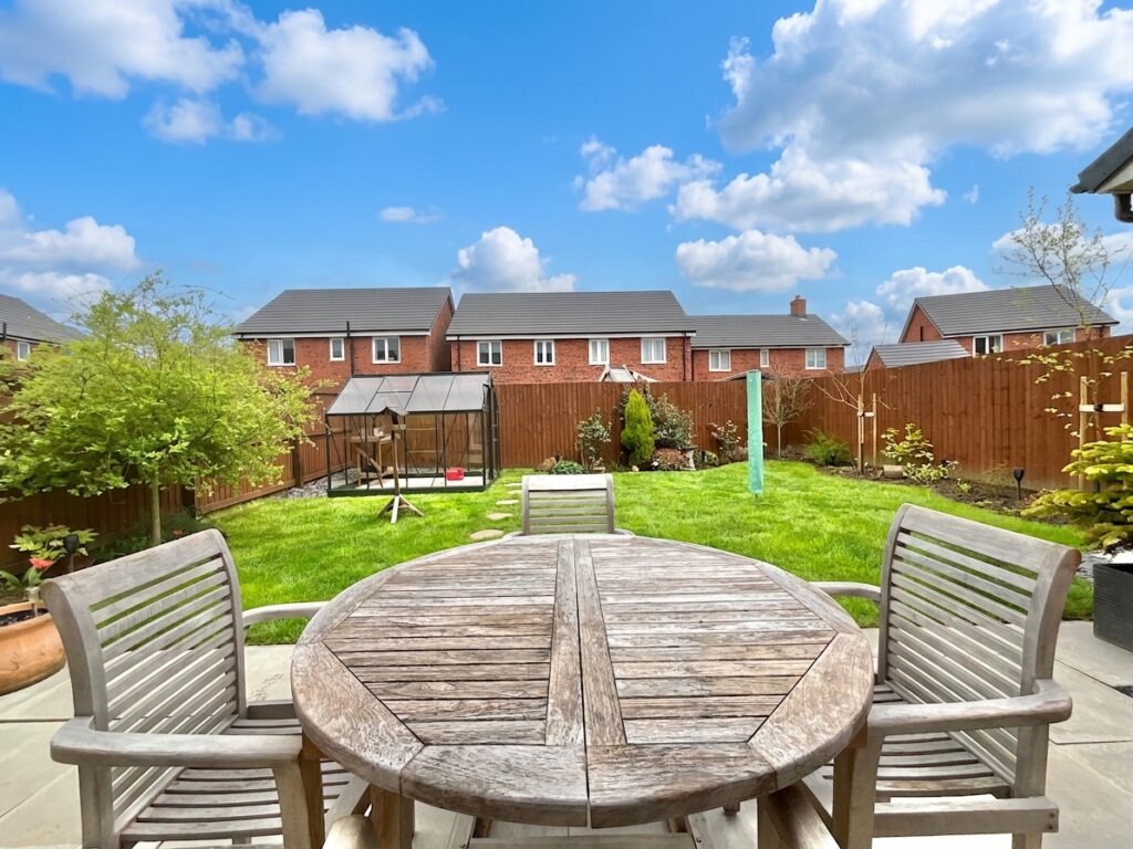 Blackstone Close, Cheadle, ST10