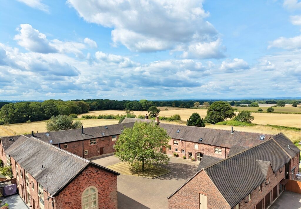 Balterley Court, Balterley, CW2
