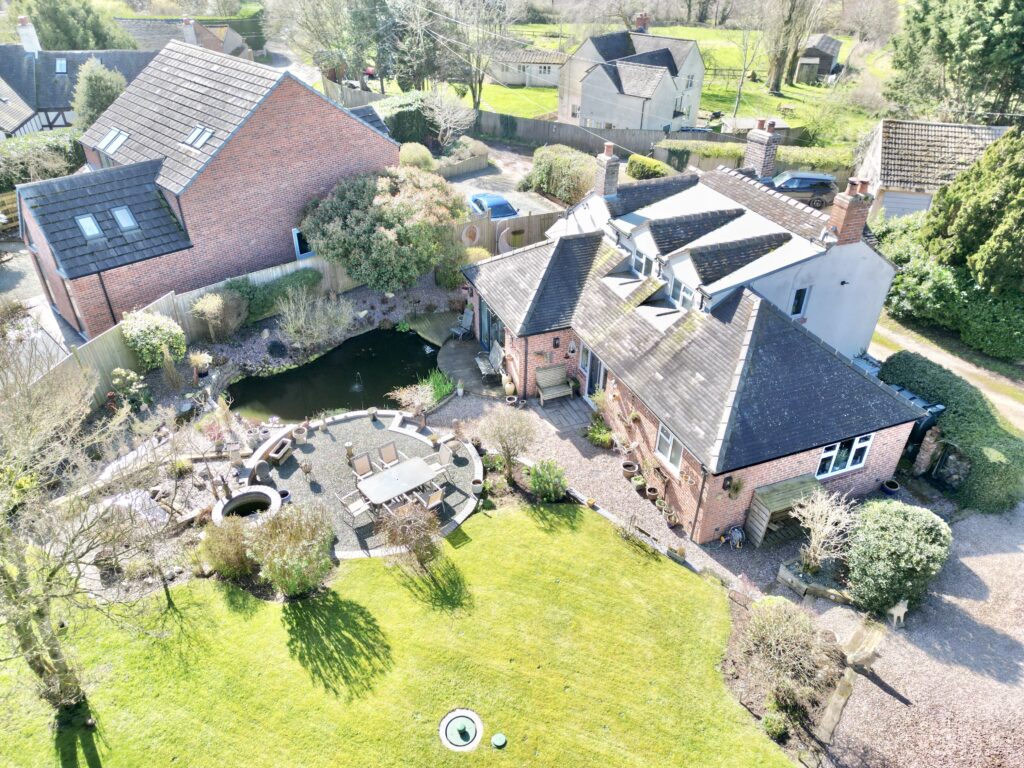 Yew Tree Lane, Wistanswick, TF9