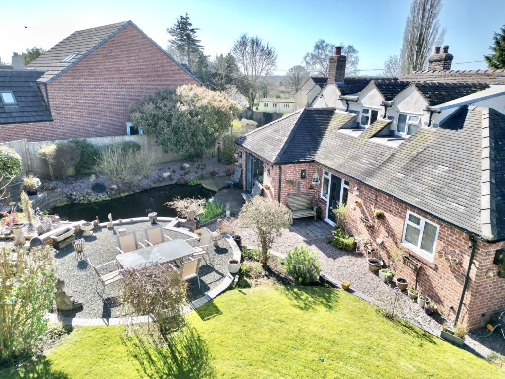 Yew Tree Lane, Wistanswick, TF9