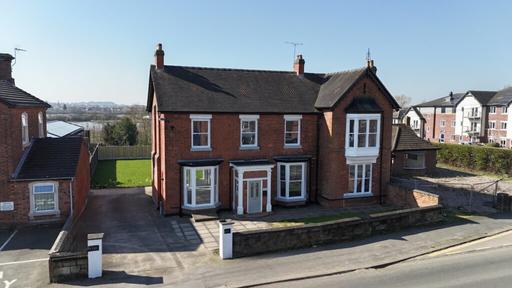 Eccleshall Road, Stafford, ST16