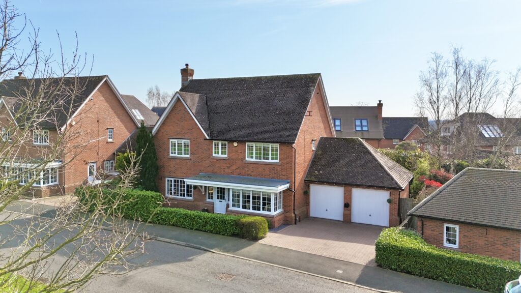 Wychwood Park, Weston, CW2