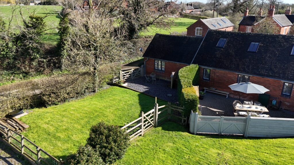 Duck Paddle Barn, Duck Paddle Farm, ST10