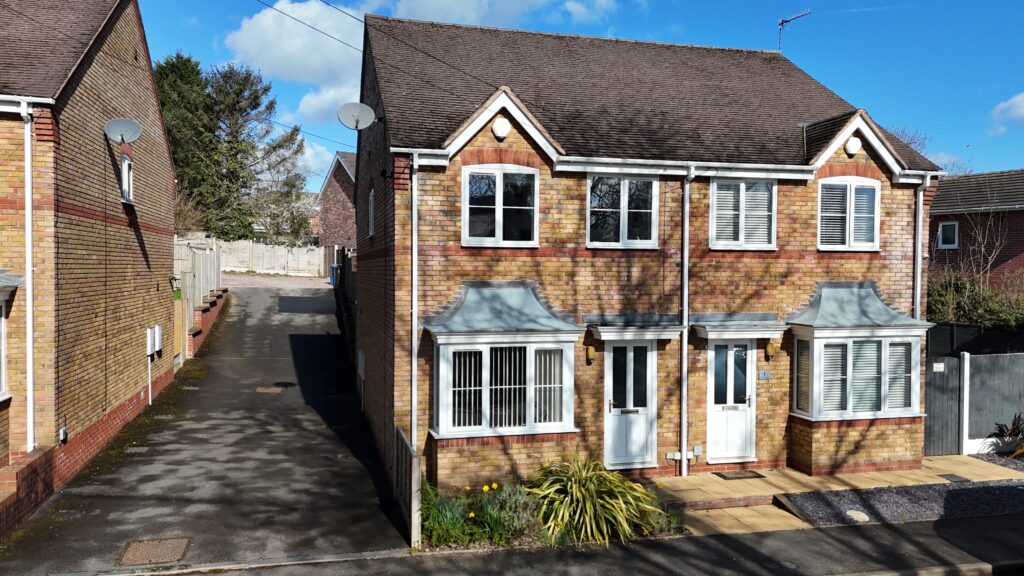 Lamb Lane, Stone, ST15