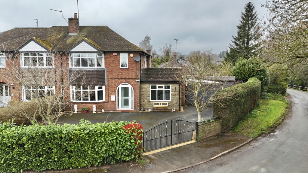 Riverside Road, Tean, ST10