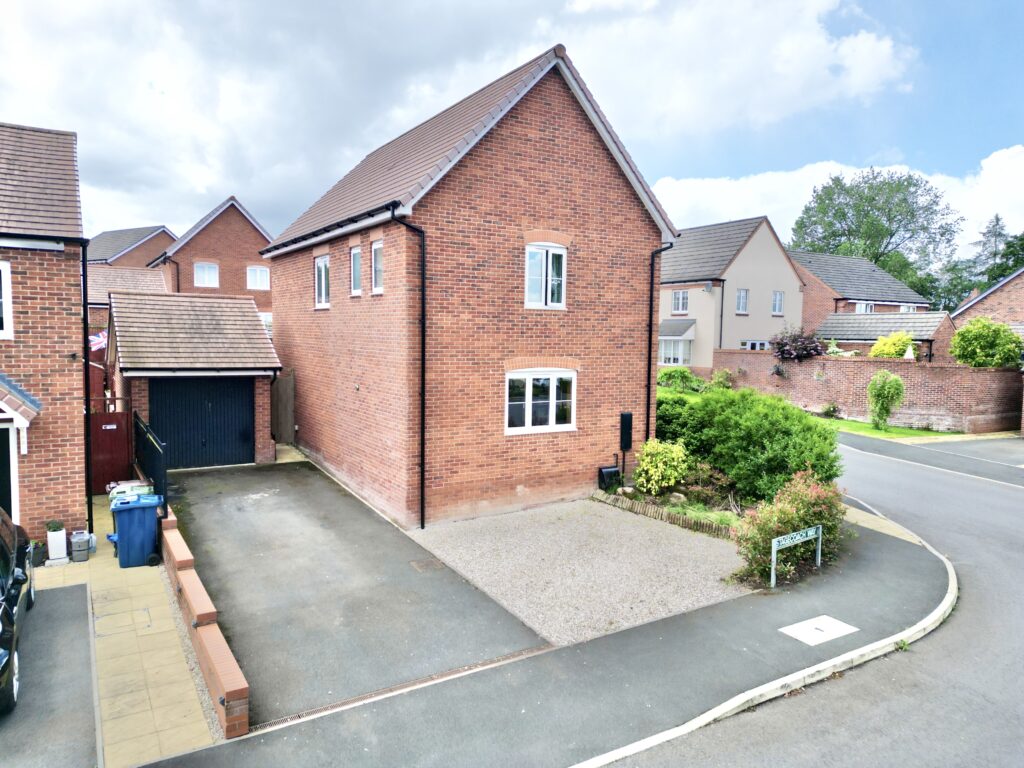 Wheelwright Drive, Eccleshall, ST21
