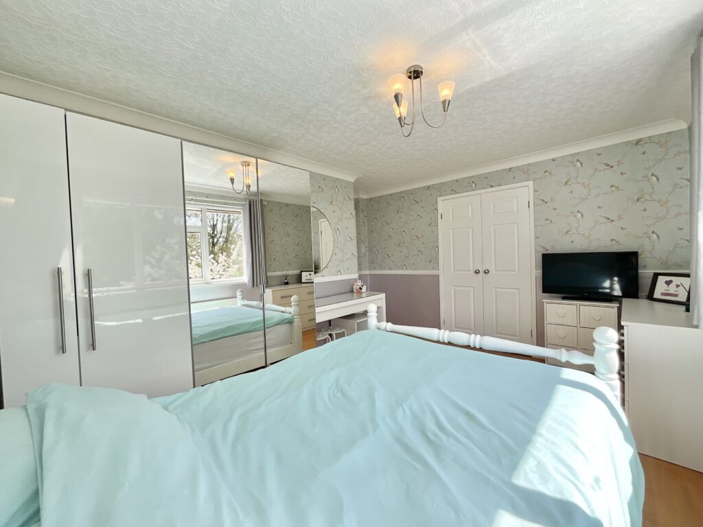 Etruscan Walk, Barlaston, ST12