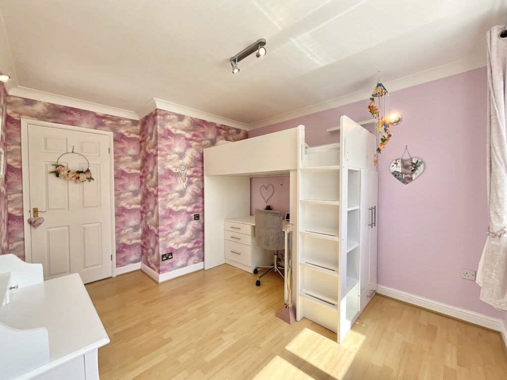 Etruscan Walk, Barlaston, ST12