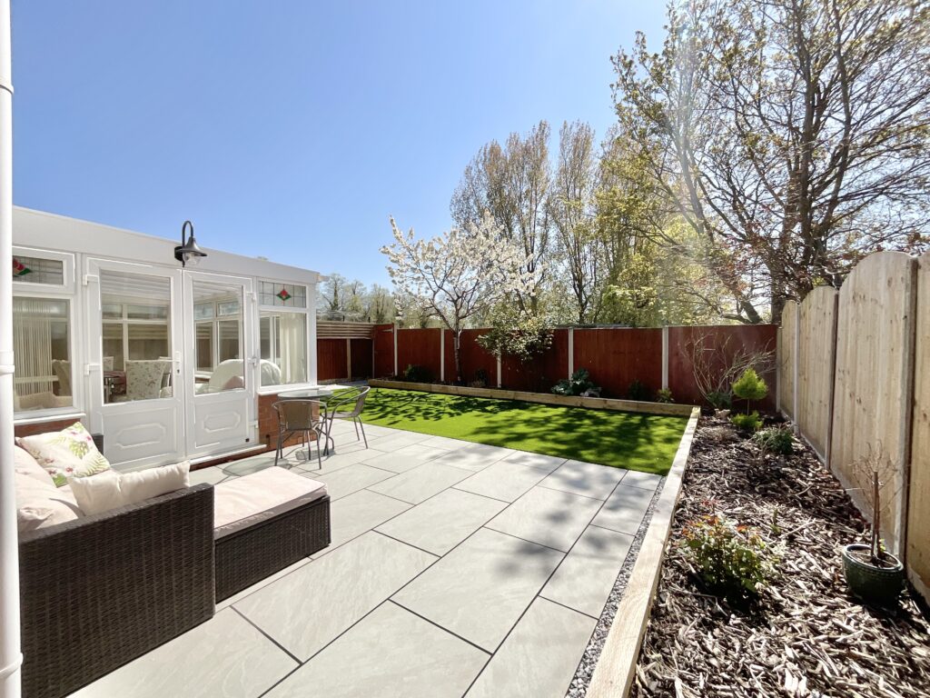 Etruscan Walk, Barlaston, ST12