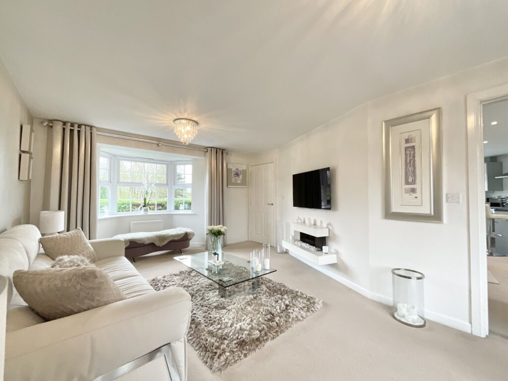 Abbey Park Way, Weston, CW2