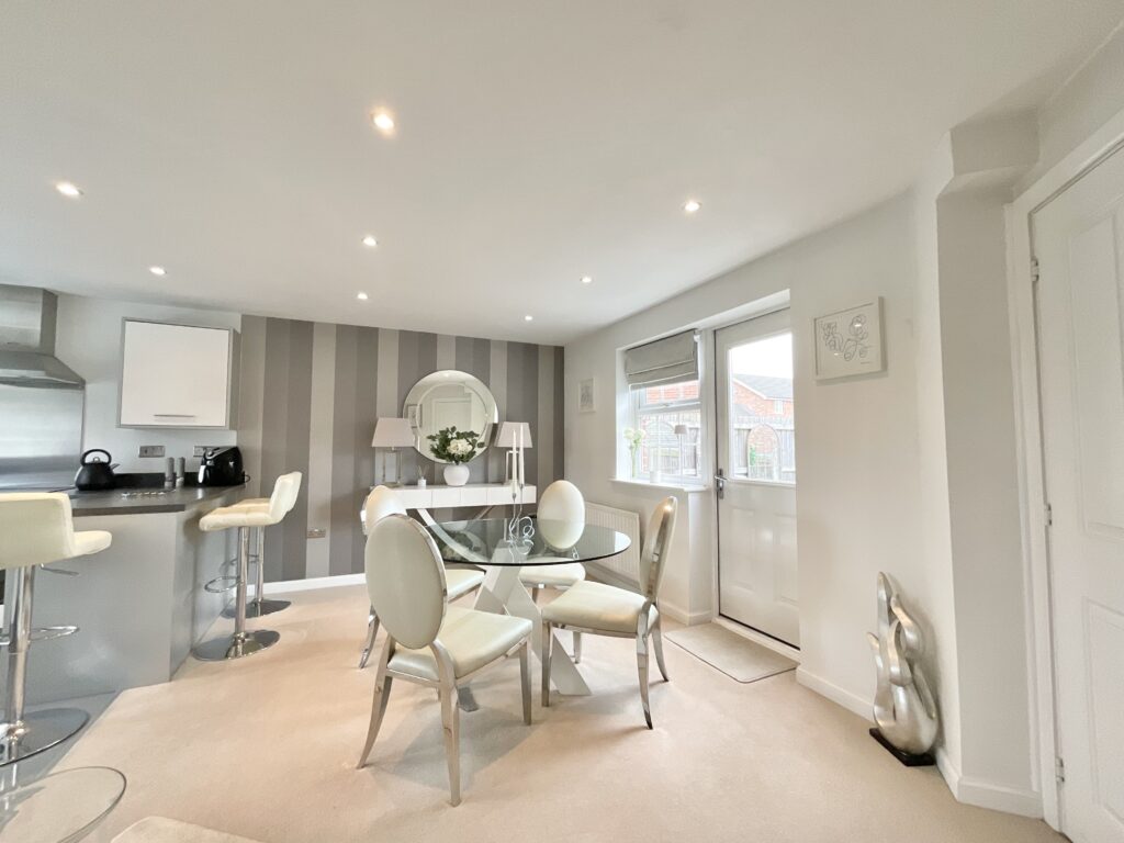 Abbey Park Way, Weston, CW2