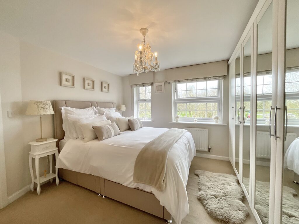 Abbey Park Way, Weston, CW2