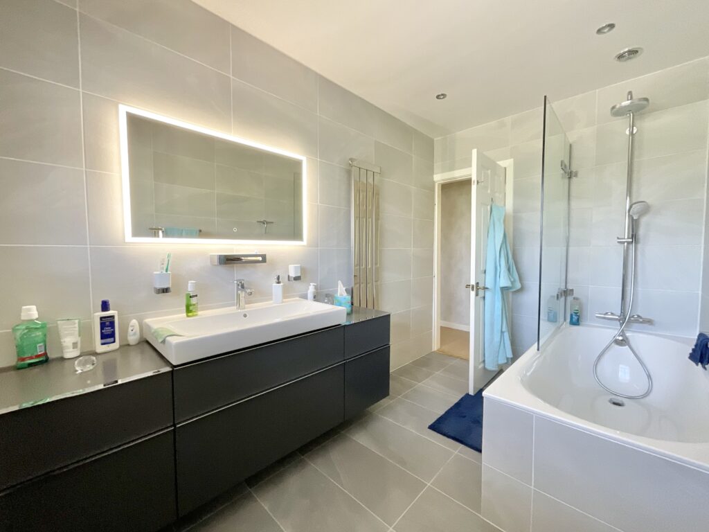 Nantwich Road, Wrenbury, CW5