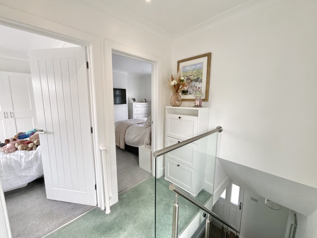 Longfield Avenue, Stone, ST15