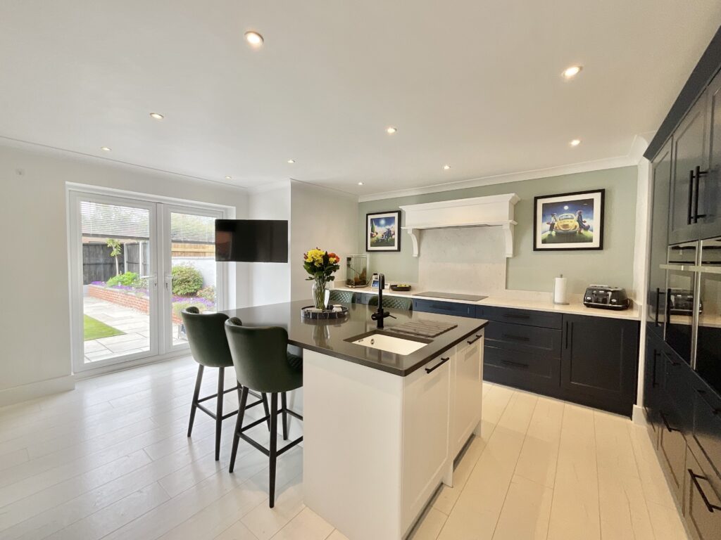Longfield Avenue, Stone, ST15