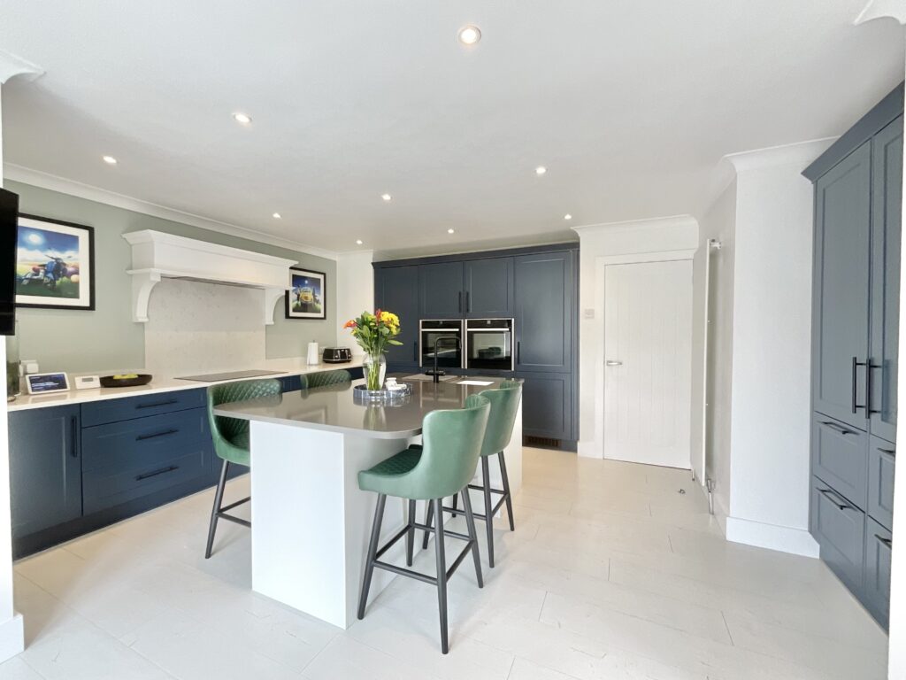 Longfield Avenue, Stone, ST15