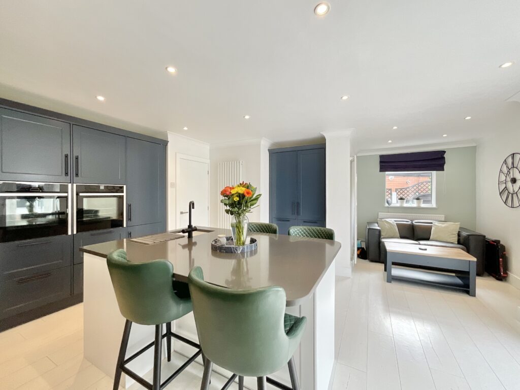 Longfield Avenue, Stone, ST15
