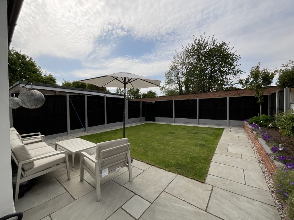 Longfield Avenue, Stone, ST15