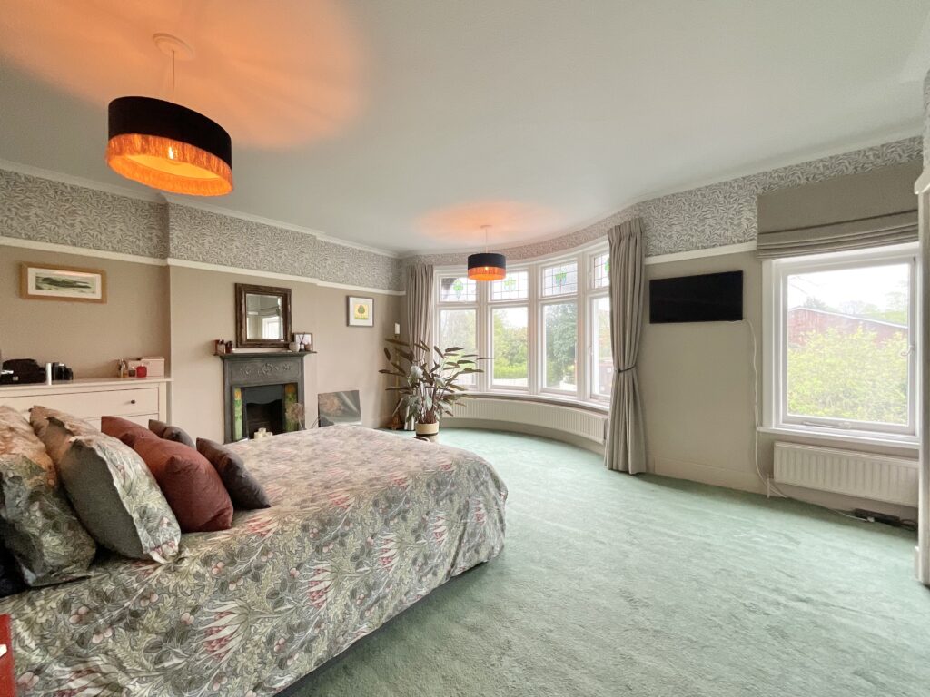 Crewe Road, Wistaston, CW2