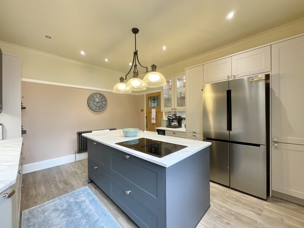 Crewe Road, Wistaston, CW2