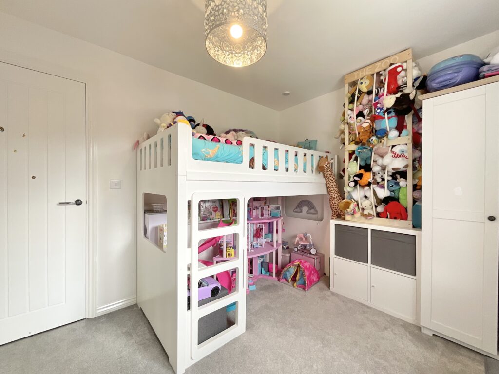 Ernie Tagg Road, Shavington, CW2