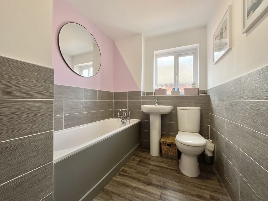 Ernie Tagg Road, Shavington, CW2