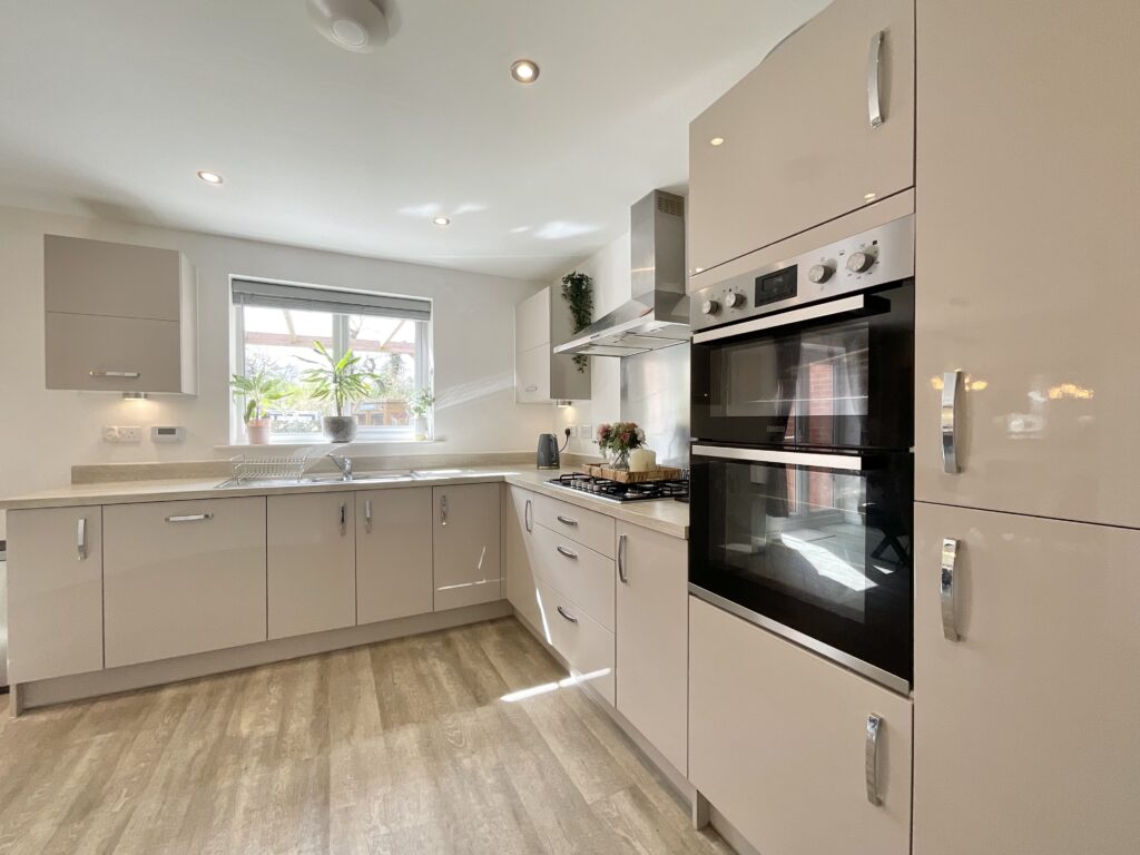 Ernie Tagg Road, Shavington, CW2