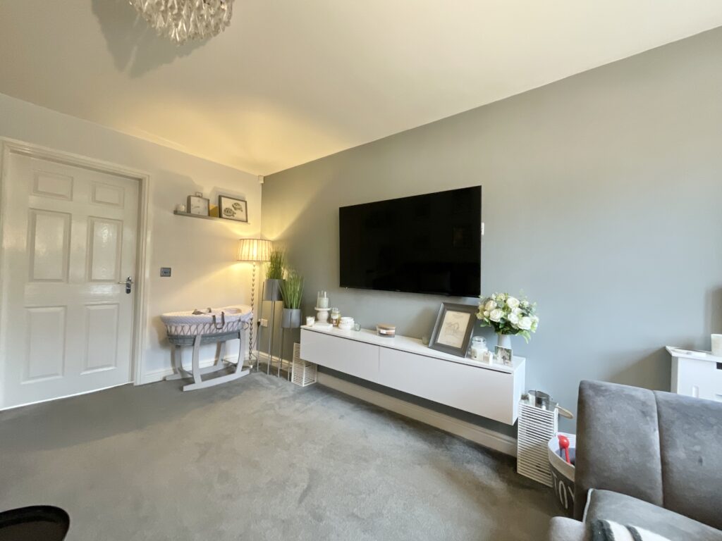 Eason Grove, Wistaston, CW2