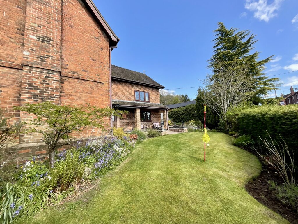 Kibblestone Road, Oulton, ST15