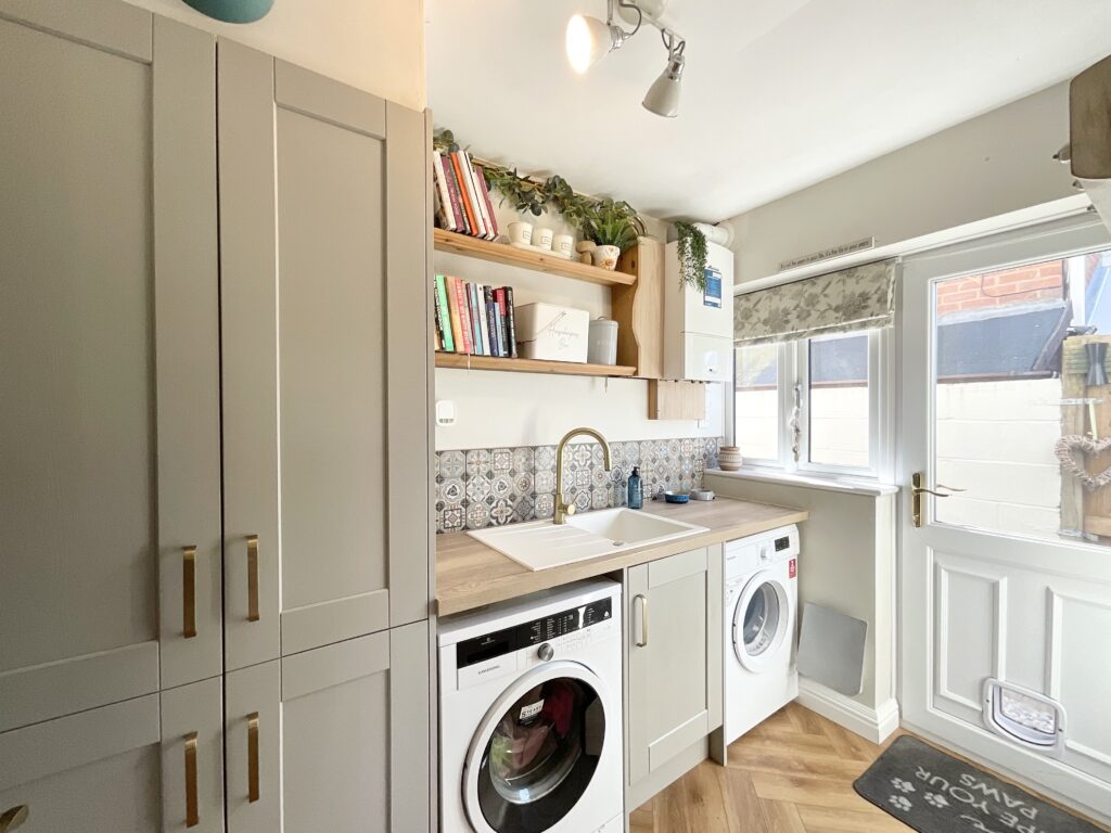 Top Road, Acton Trussell, ST17