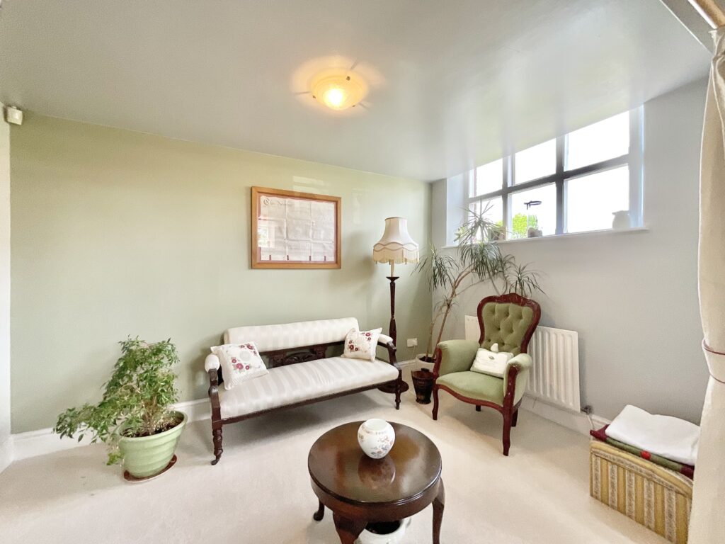 Sandon Road, Hilderstone, ST15
