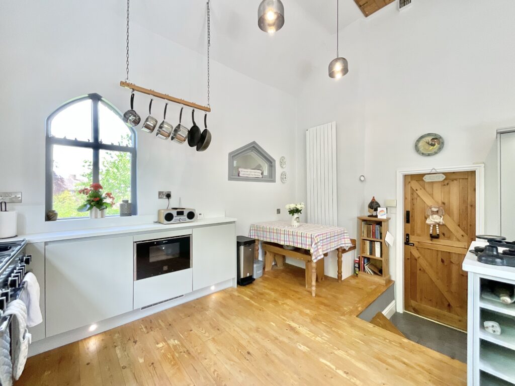 Sandon Road, Hilderstone, ST15